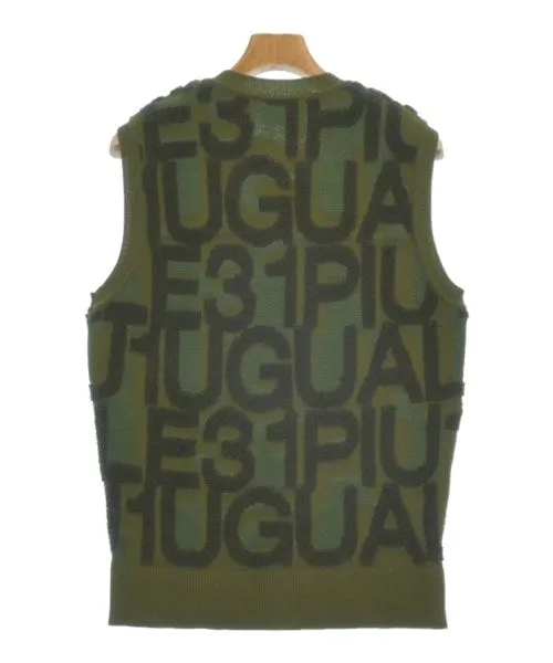 1piu1uguale3 Vests