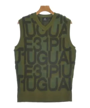 1piu1uguale3 Vests
