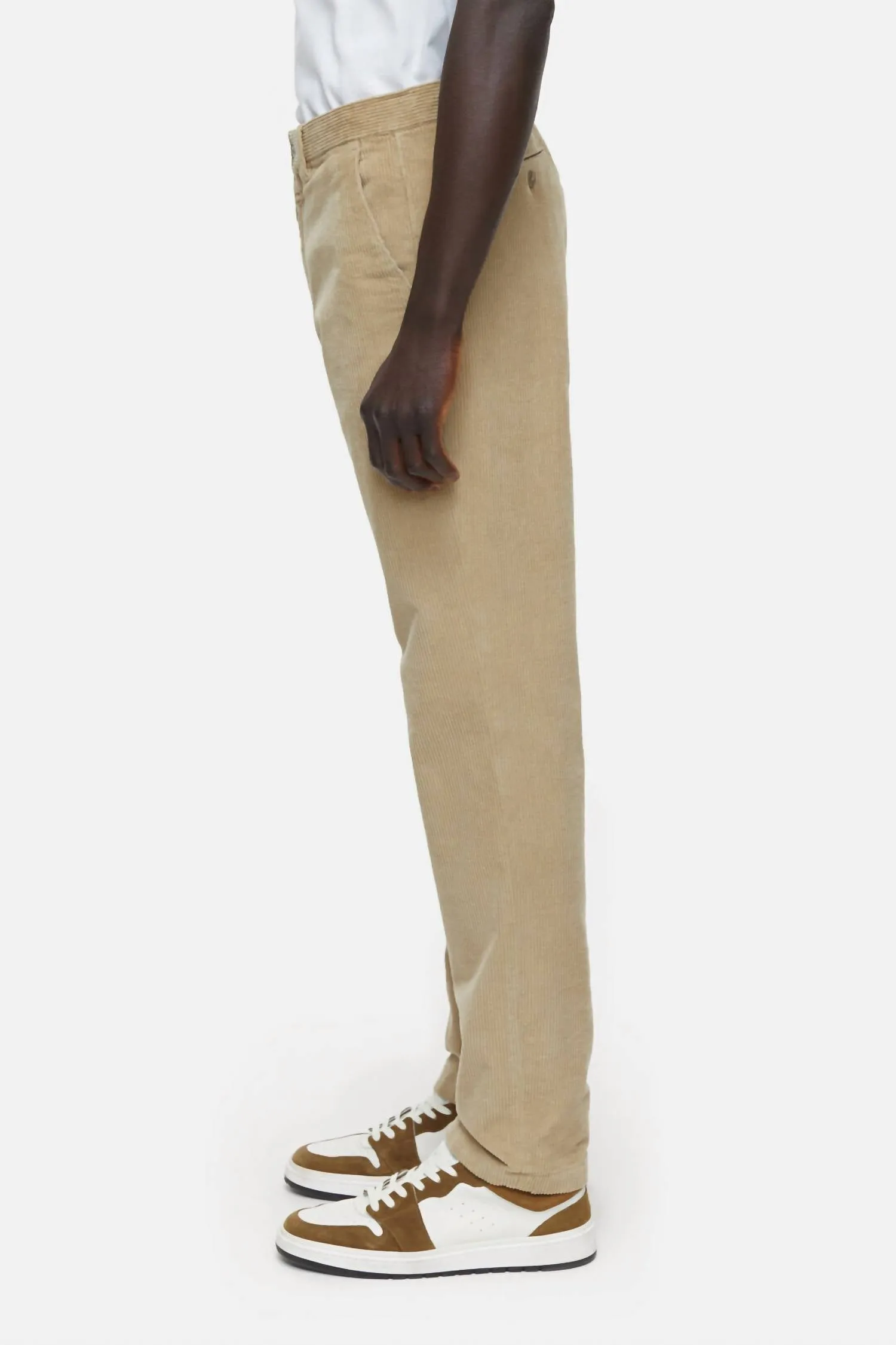 Atelier Tapered Pants In Biscuit