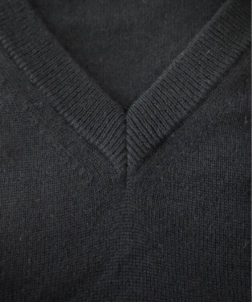 AURALEE Vests