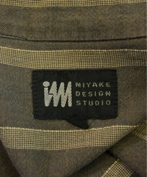 ISSEY MIYAKE Casual shirts