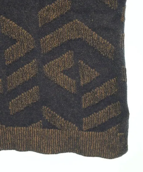 nano UNIVERSE Vests