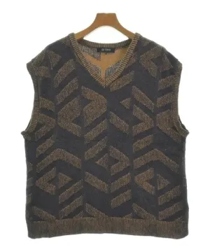 nano UNIVERSE Vests