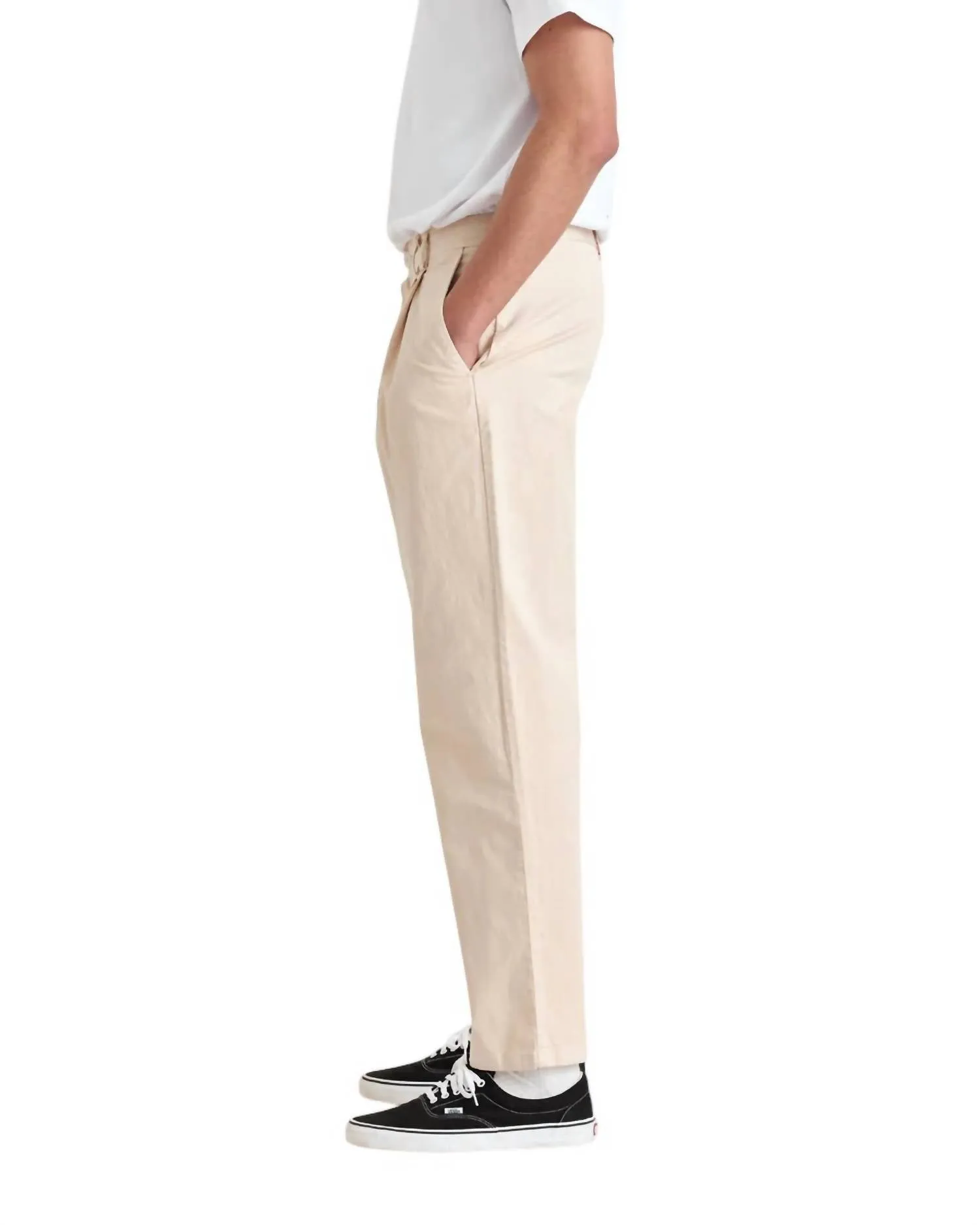 Pleat Trouser In Sand