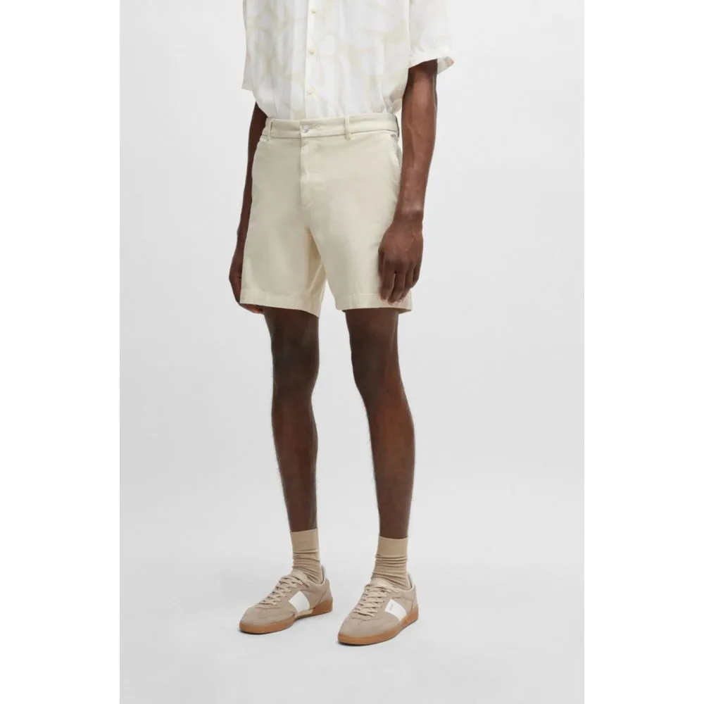 Regular-fit regular-rise shorts in stretch cotton