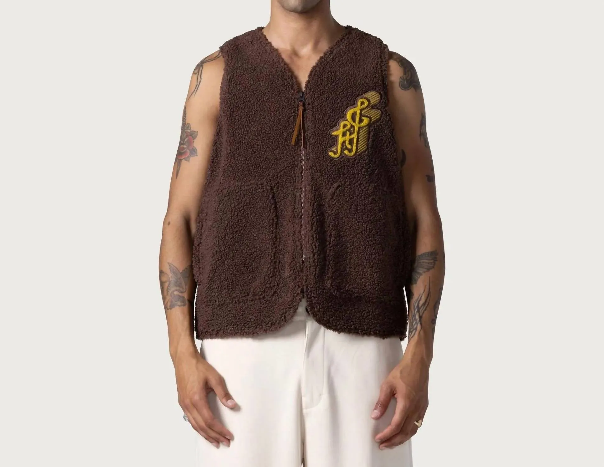 Teddy Notes Vest In Brown