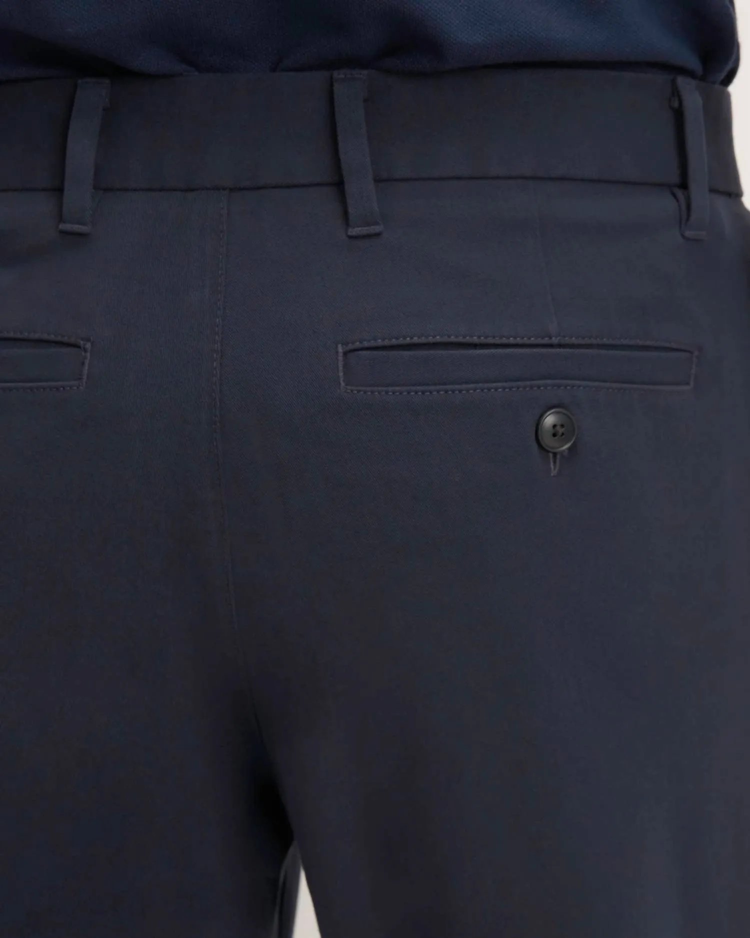 The Performance Chino Pants In Navy