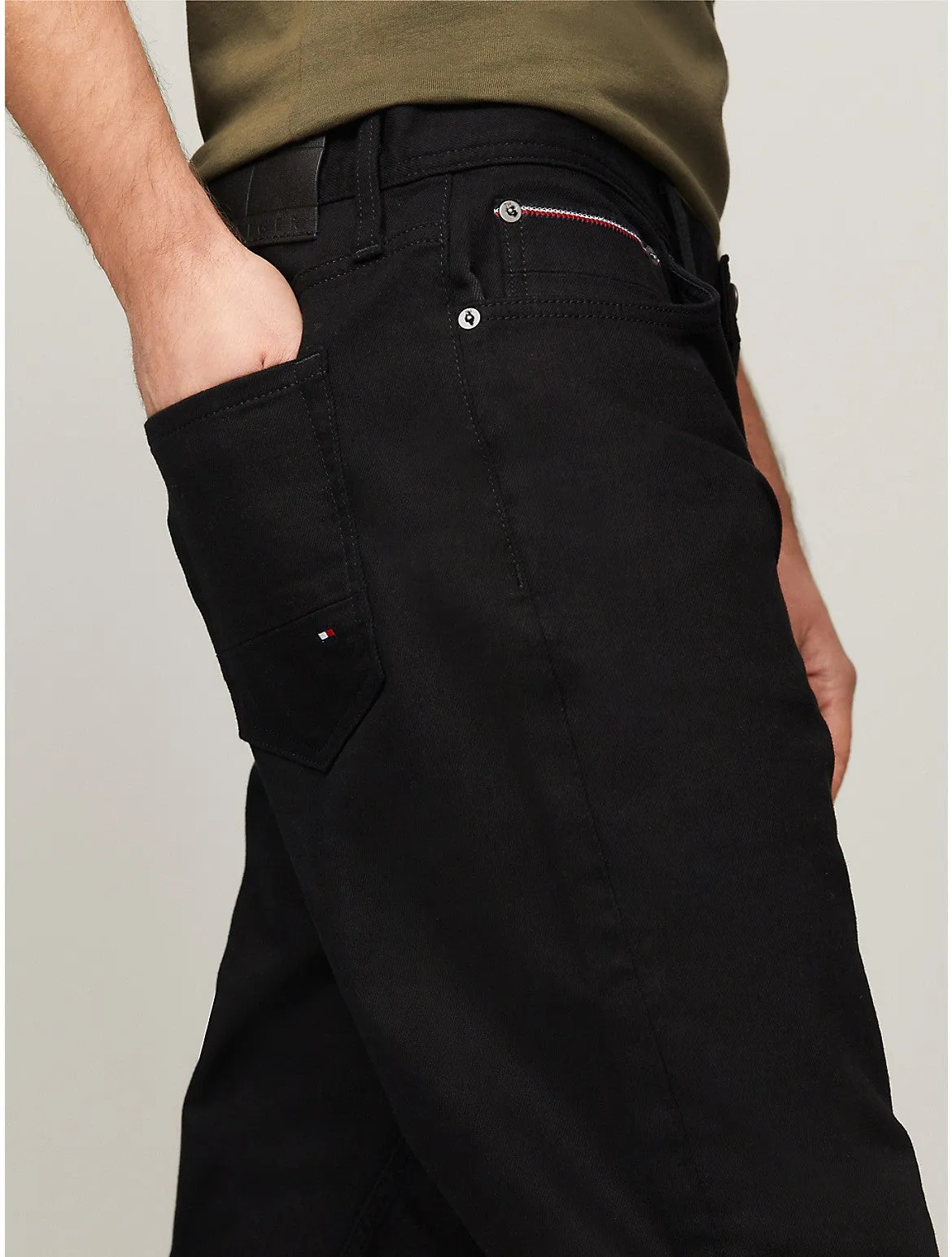 Tommy Hilfiger Men's Black Straight Fit Jean