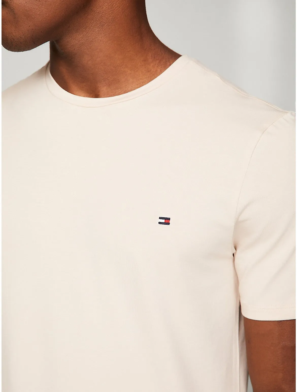 Tommy Hilfiger Men's Slim Fit Solid T-Shirt