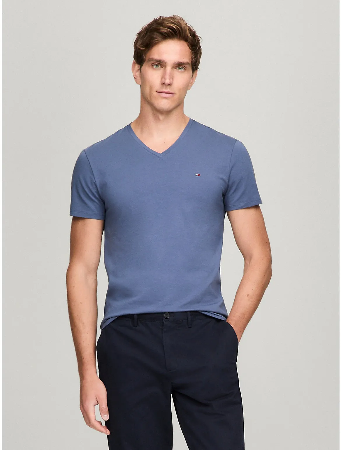 Tommy Hilfiger Men's Solid V-Neck Slim Fit T-Shirt
