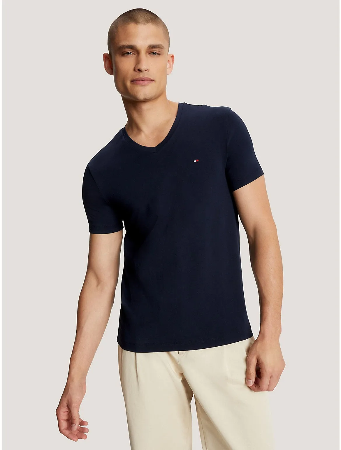 Tommy Hilfiger Men's Solid V-Neck Slim Fit T-Shirt