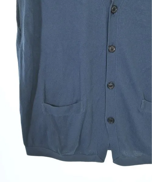 UNUSED Vests